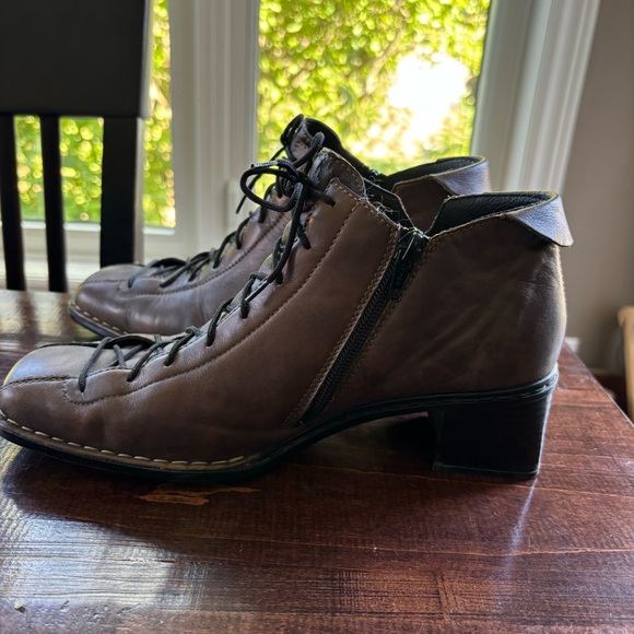 Rieker Square Toe Lace Up Brown Boots - Picture 10 of 11
